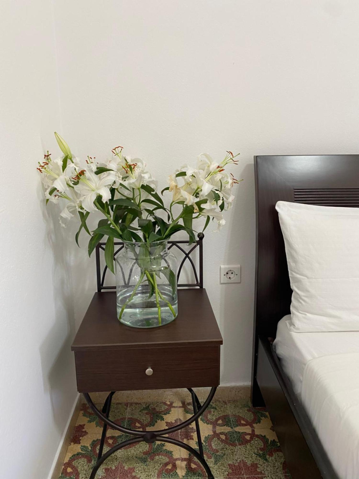 Douskos Uptown Living Hidra Exterior foto